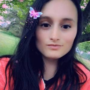 Meet your Posher, Amber